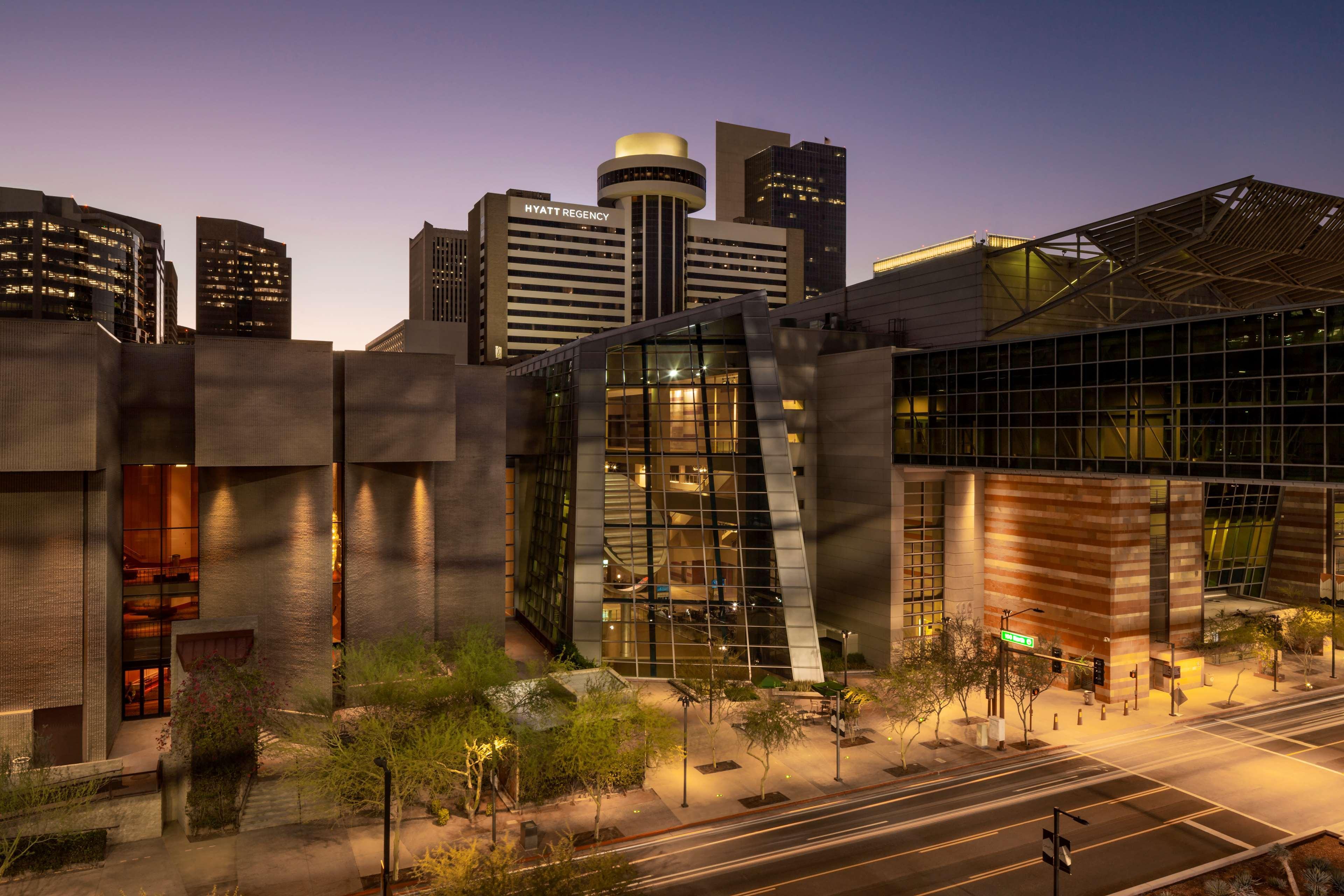 Hotel Hyatt Regency Phoenix Exterior foto