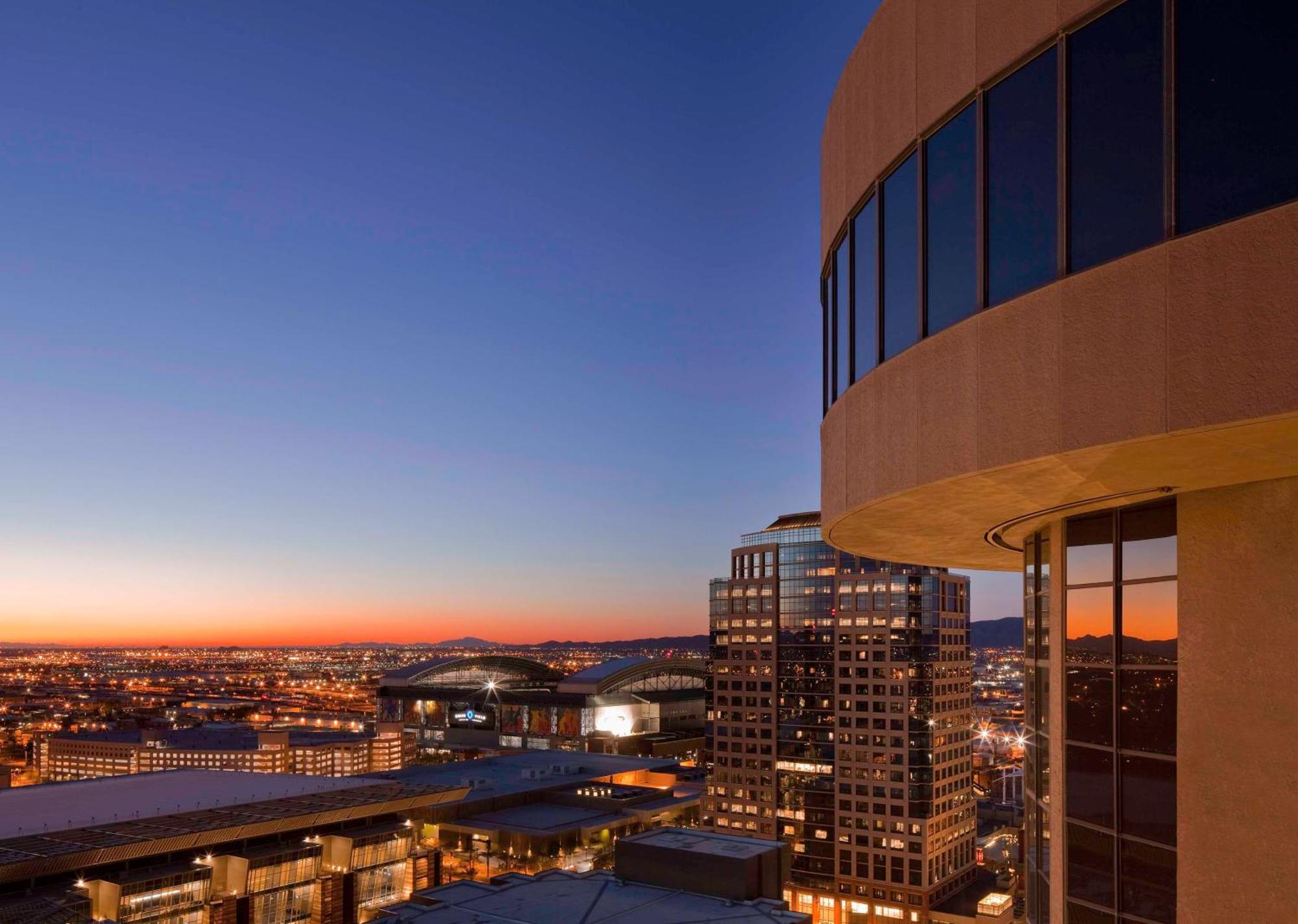 Hotel Hyatt Regency Phoenix Exterior foto